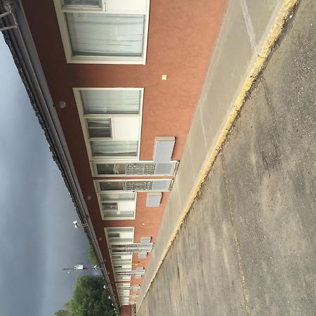 Westwind Motel Swift Current Buitenkant foto