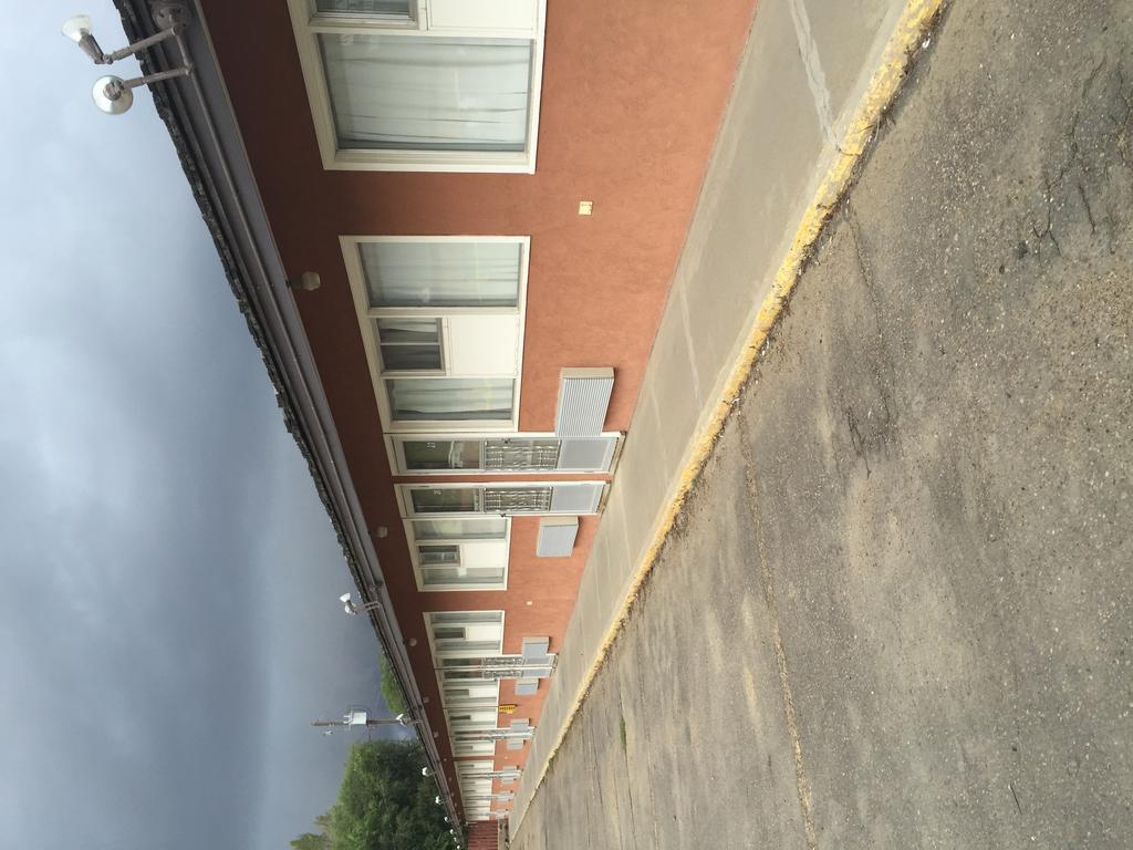 Westwind Motel Swift Current Buitenkant foto